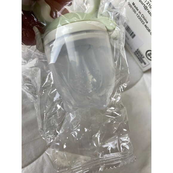 Childlike Behavior Baby Teething Toys 2 Silicone Green Toddler Starter Feeder - Picture 4 of 5